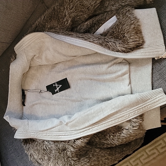 Vertigo Faux Fur Jacket - Picture 13 of 16